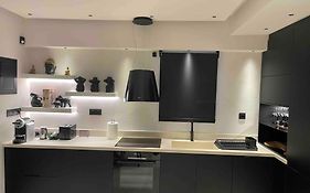 Lagonisi Luxury Appartment By The Sea 1